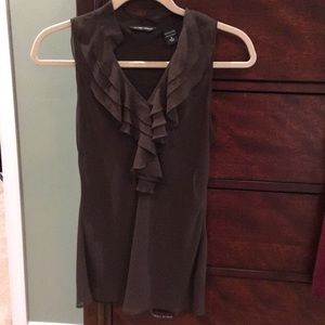 Sleeveless blouse - size 4 - great condition